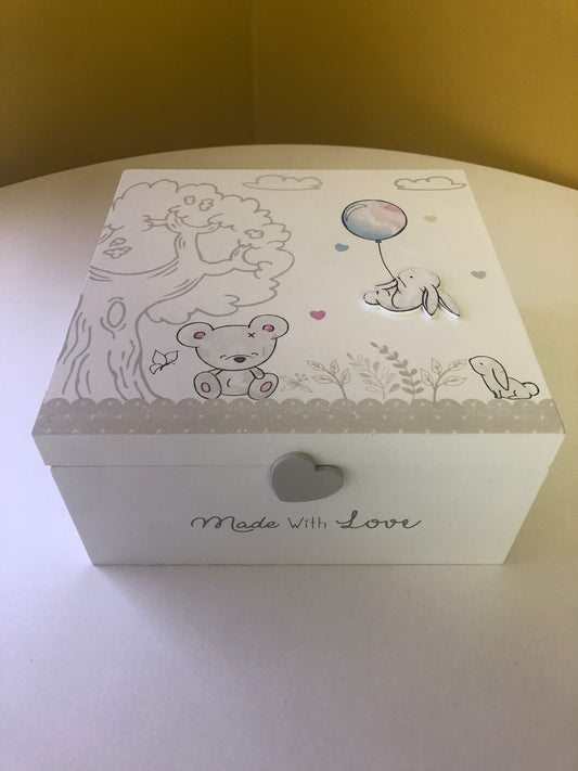 Wooden keepsake box